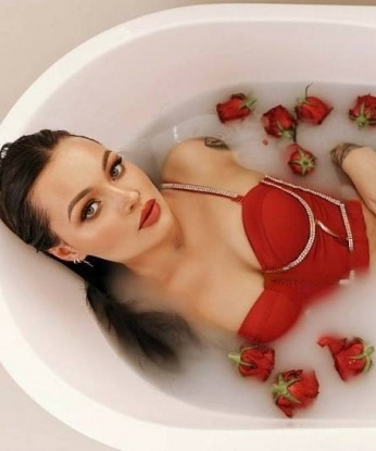 Василина, 25